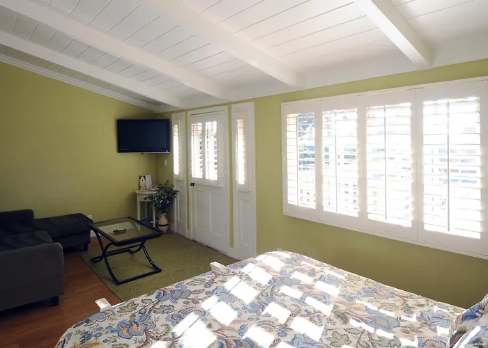 Sunset Inn Pacific Grove